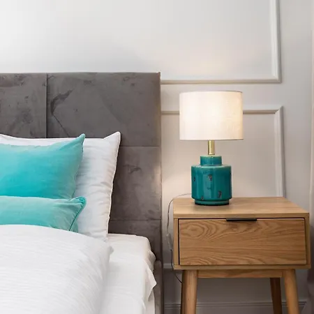 Plac Slowianski With Balcony Center By Renters アパート シフィノウイシチェ