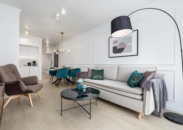 Appartement Plac Slowianski With Balcony Center By Renters